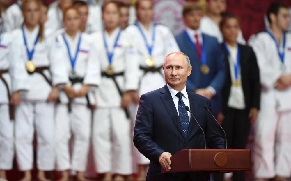 Сегодня мы поздравляем с Днем рождения Президента Российской Федерации Владимира Владимировича Путина!