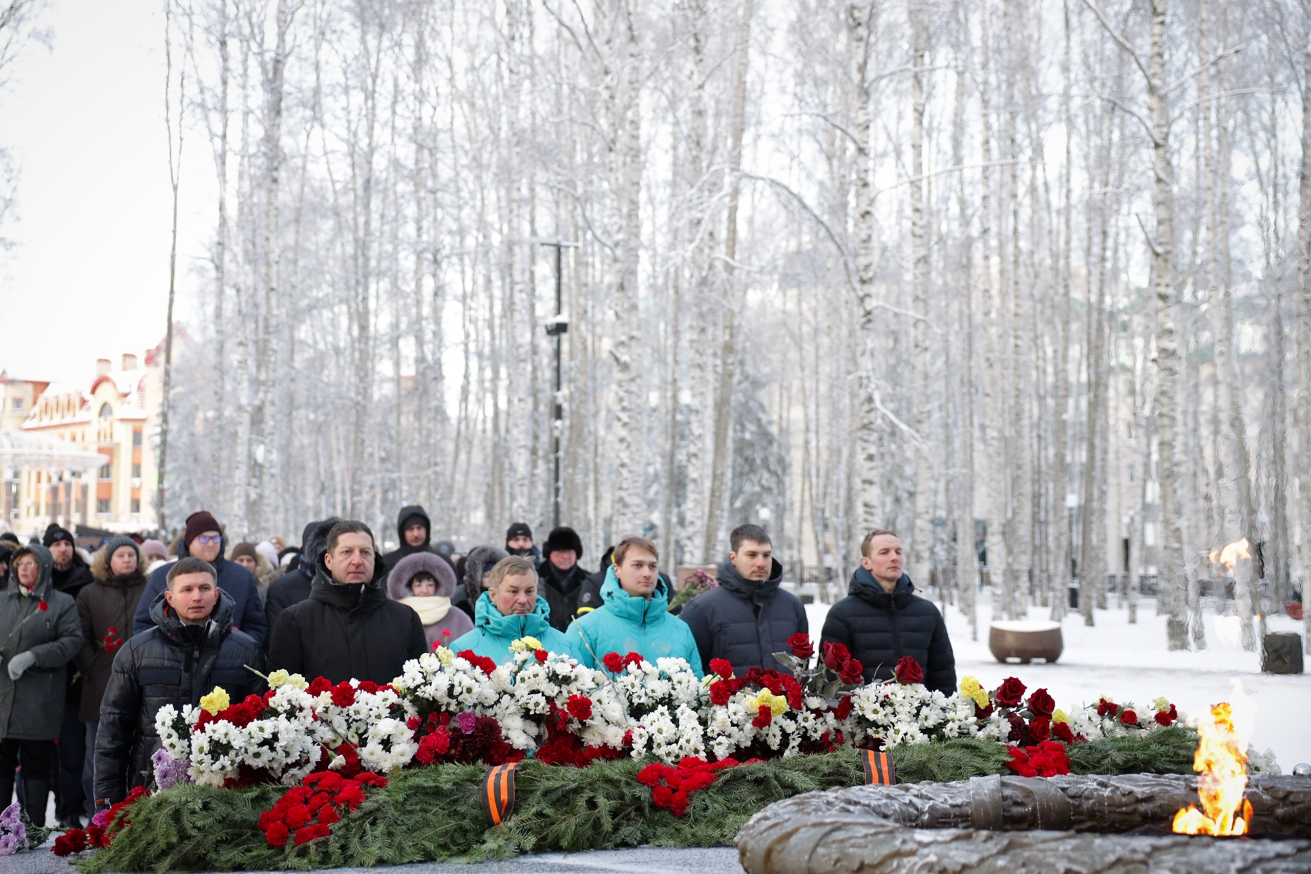 Сегодня в честь Дня Героев Отечества воспитанники и сотрудники ЮКИОРа почтили память героев нашей Родины, приняв участие в памятном мероприятии