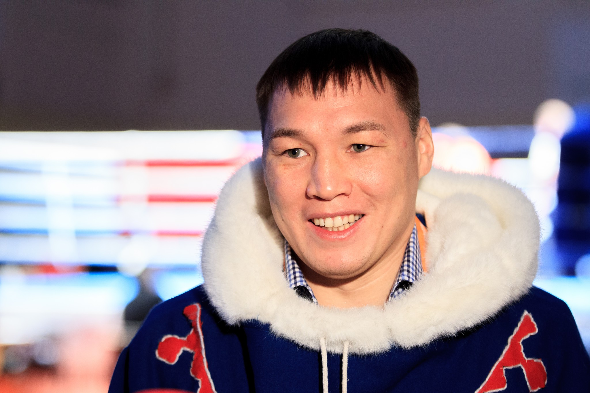 Сегодня празднует свой день рождения Чемпион мира по боксу по версии WBO, депутат Думы Югры, друг и почетный гость нашего колледжа Руслан Михайлович Проводников